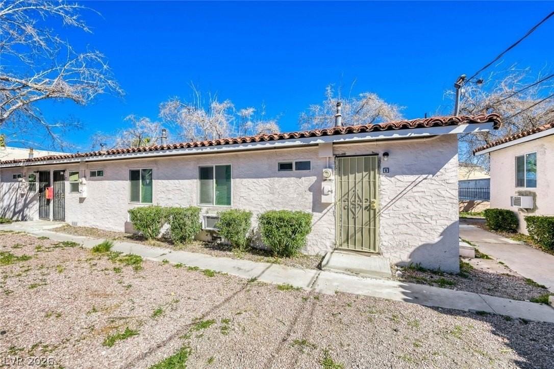 1014 N 4th St #1-10 - Photo 2 of 29