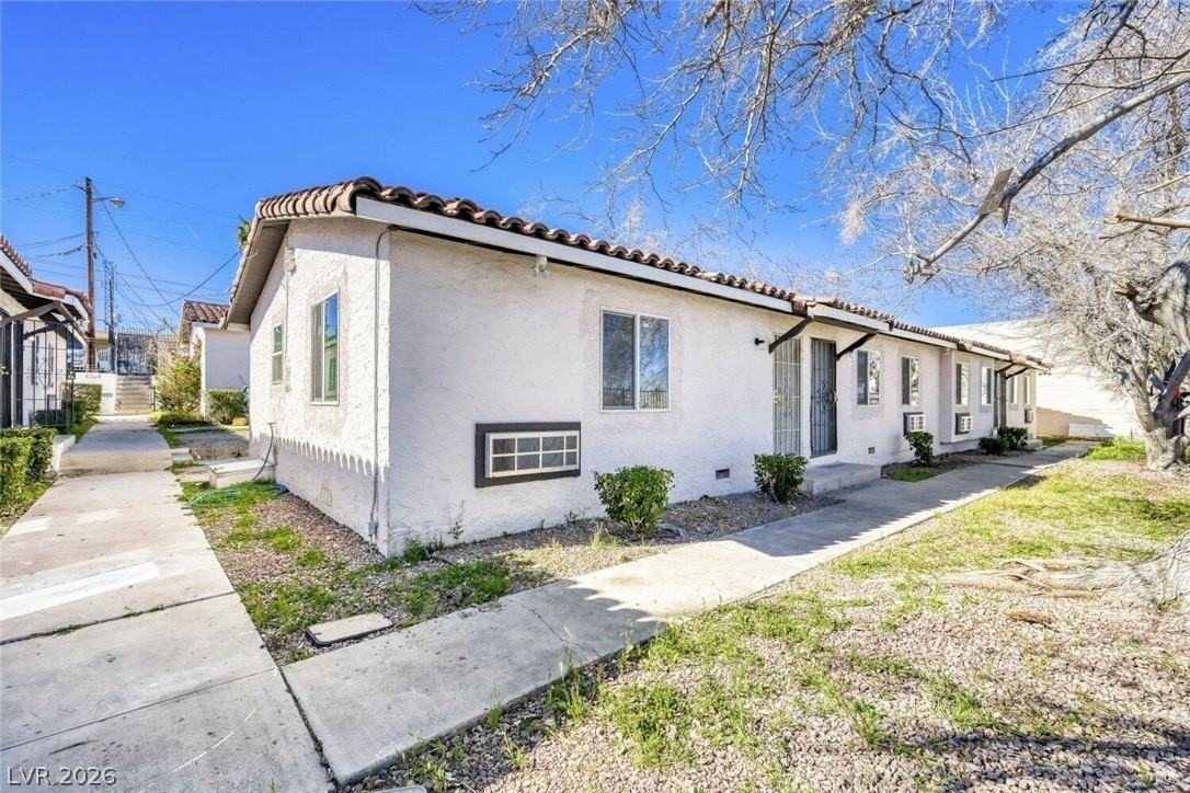 1014 N 4th St #1-10 - Photo 3 of 29