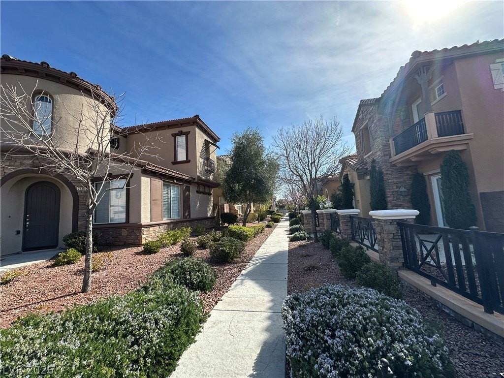 2442 Granada Bluff Ct - Photo 2 of 43