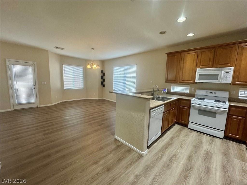 8277 Brilliant Pompon Pl - Photo 5 of 34