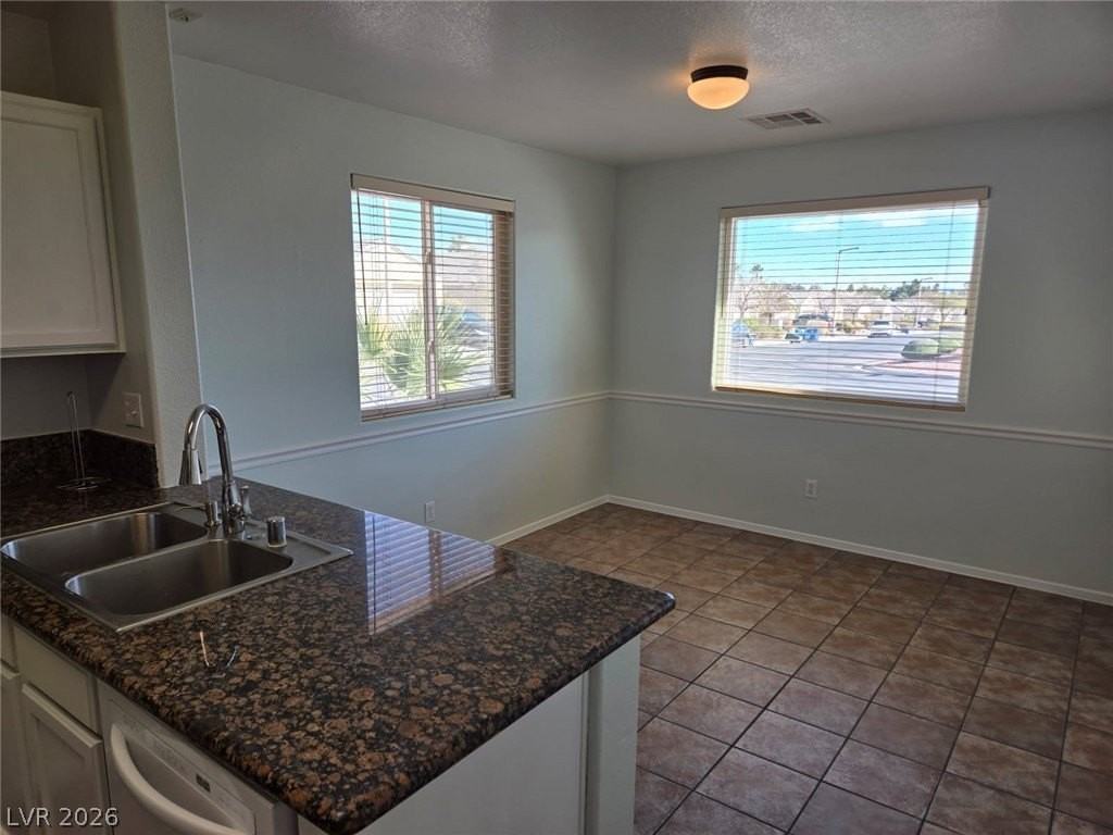 3253 Fossil Springs St - Photo 6 of 12