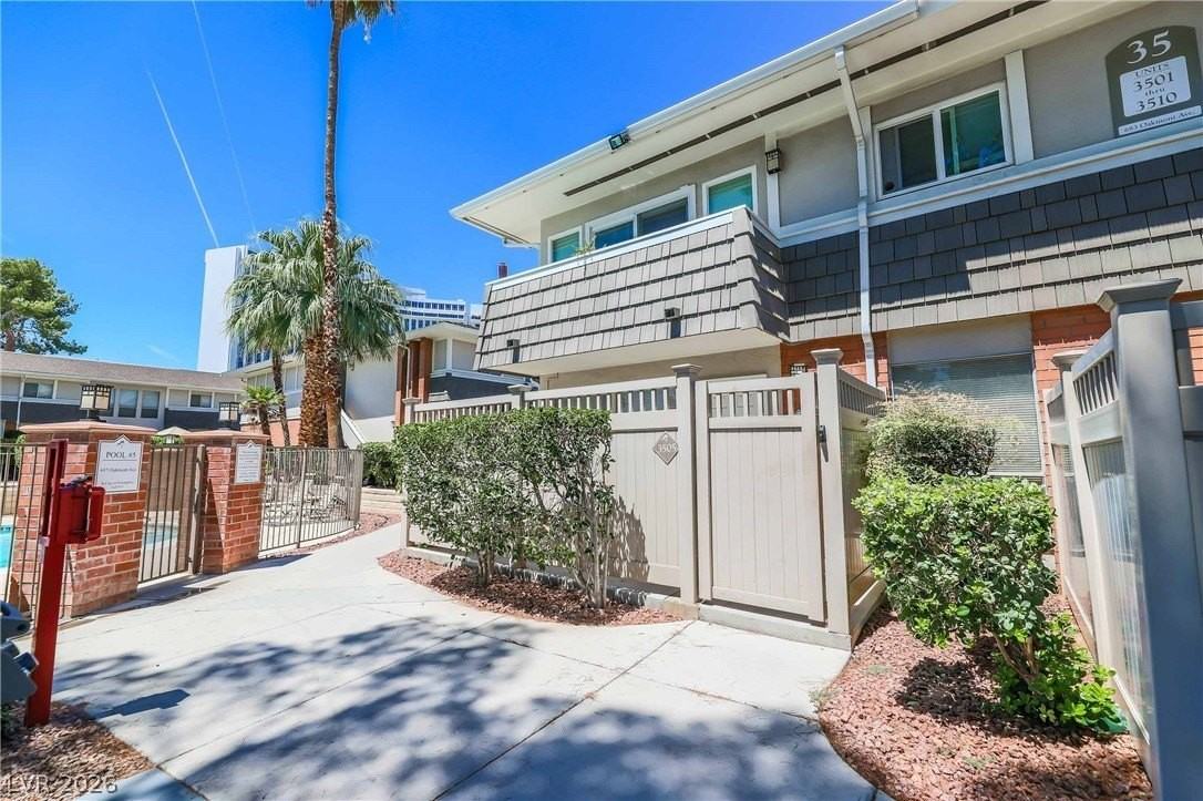 683 Oakmont Ave #3505 - Photo 2 of 35