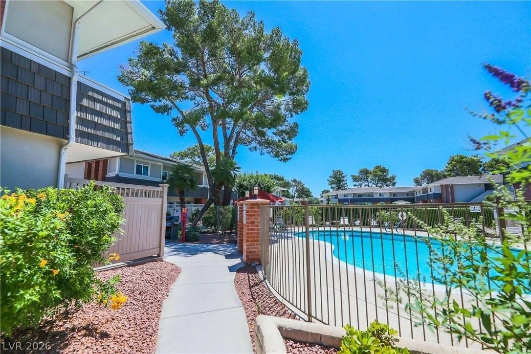 683 Oakmont Ave #3505 - Photo 7 of 35