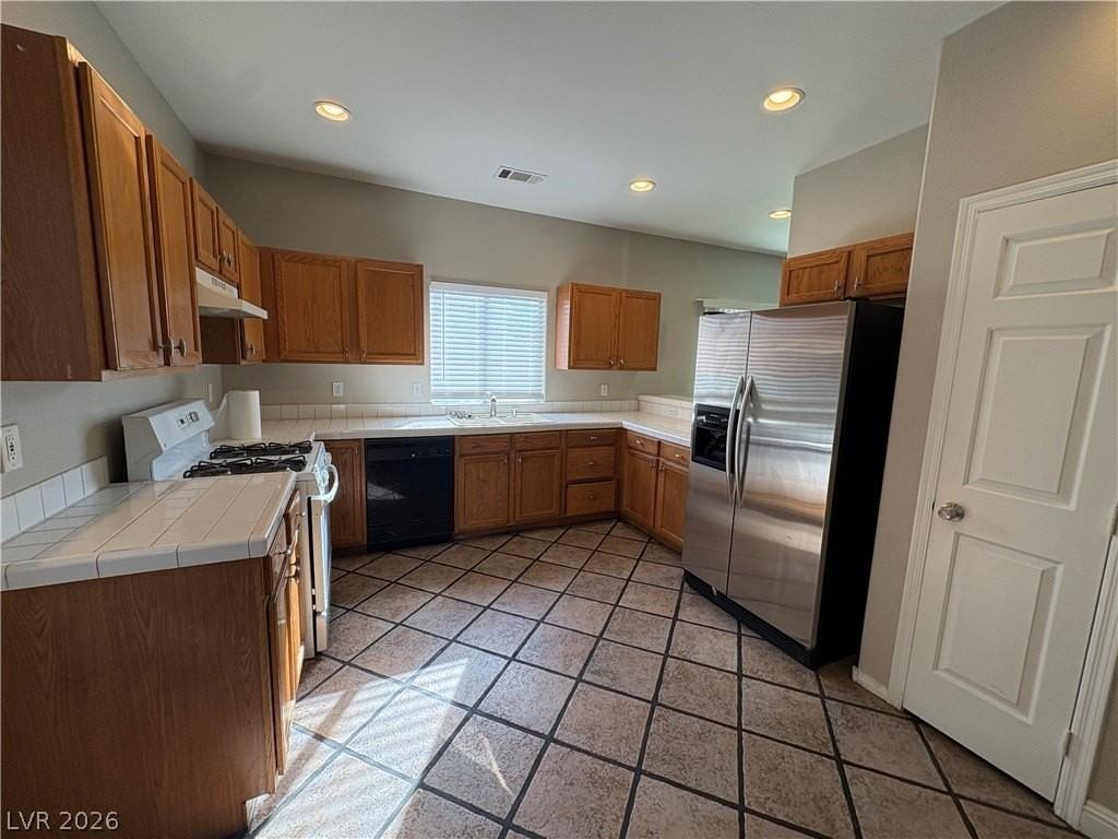 7213 London Bridge Ave - Photo 4 of 10