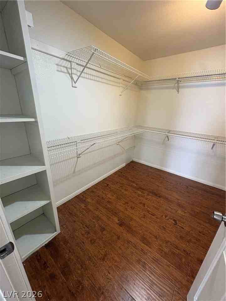 7213 London Bridge Ave - Photo 6 of 10