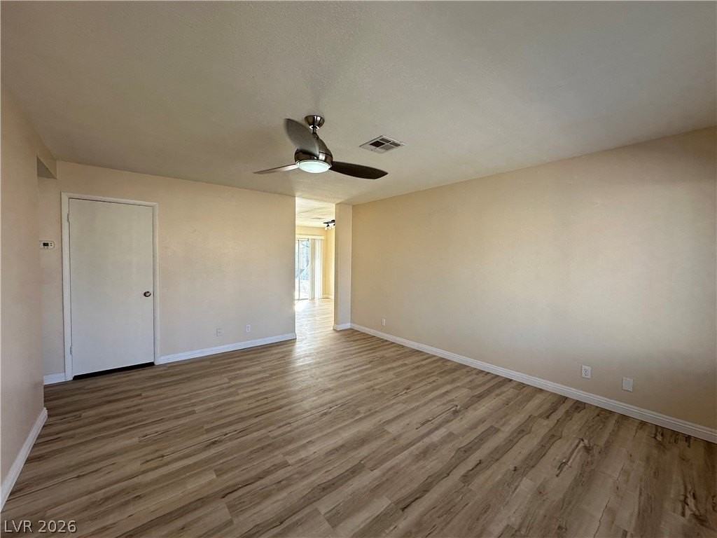 4653 Fro Ave - Photo 4 of 17