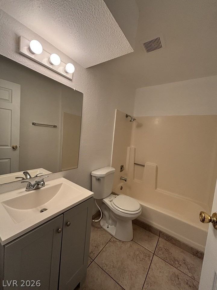 1521 Cobb Ln #4 - Photo 2 of 15