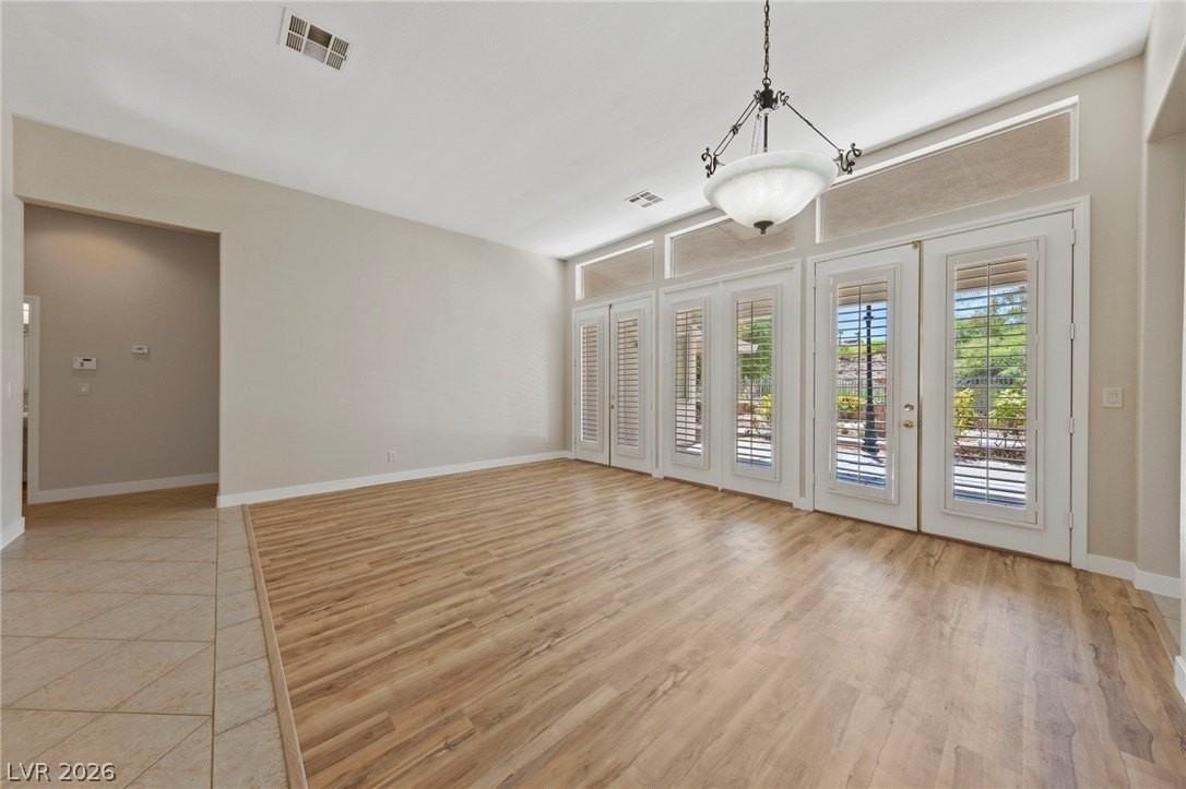 3001 Via Venezia - Photo 3 of 38