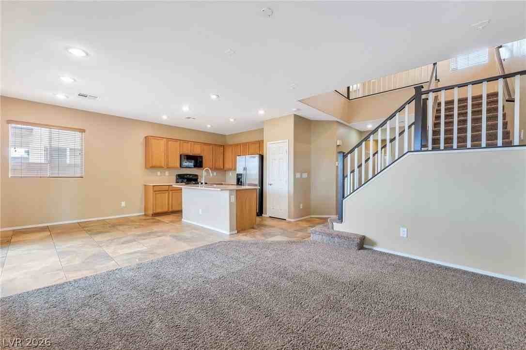 9224 Placer Bullion Ave - Photo 3 of 22