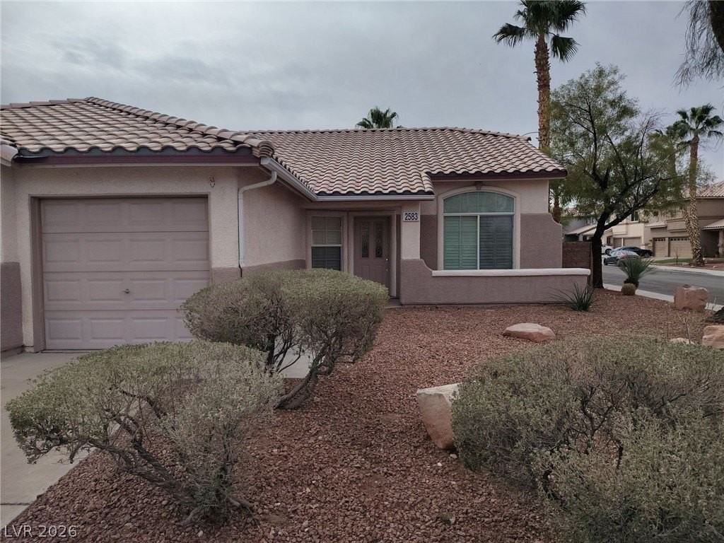 2583 Cornerbrook Cir - Photo 2 of 29