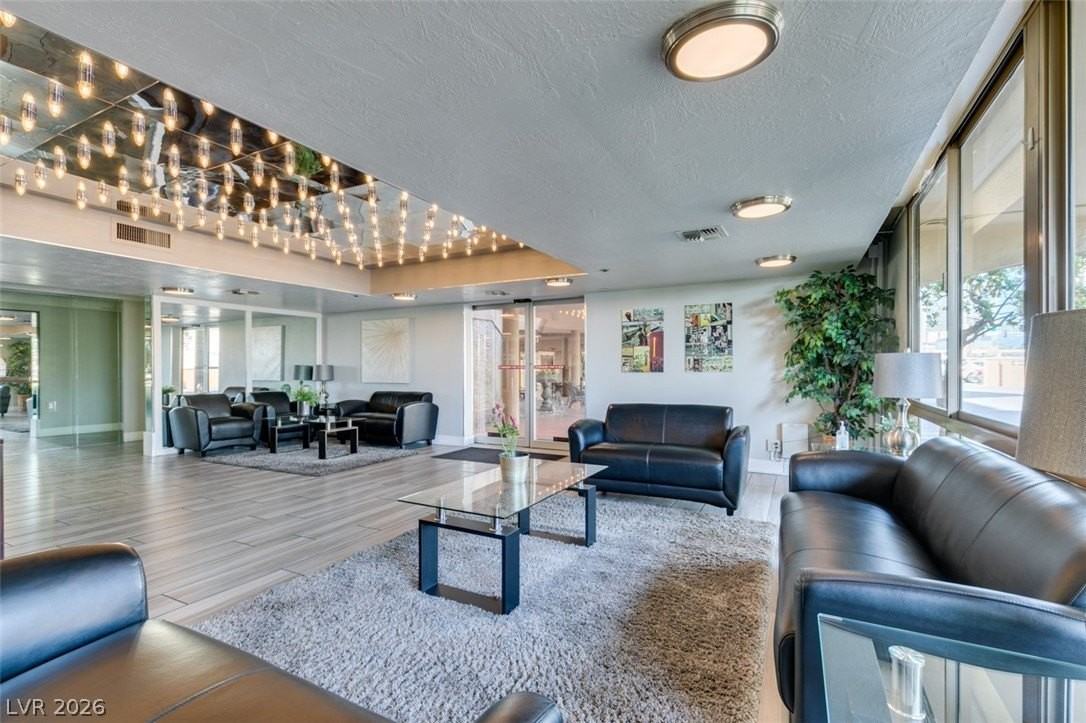 205 E Harmon Ave #1003 - Photo 6 of 34