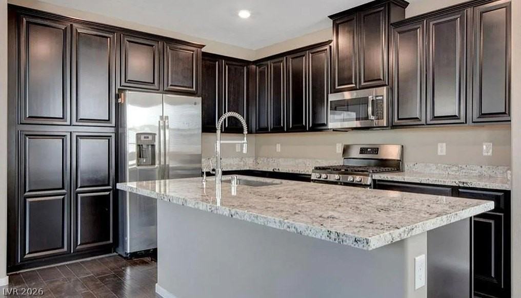 37 Alamere Falls Dr - Photo 6 of 36