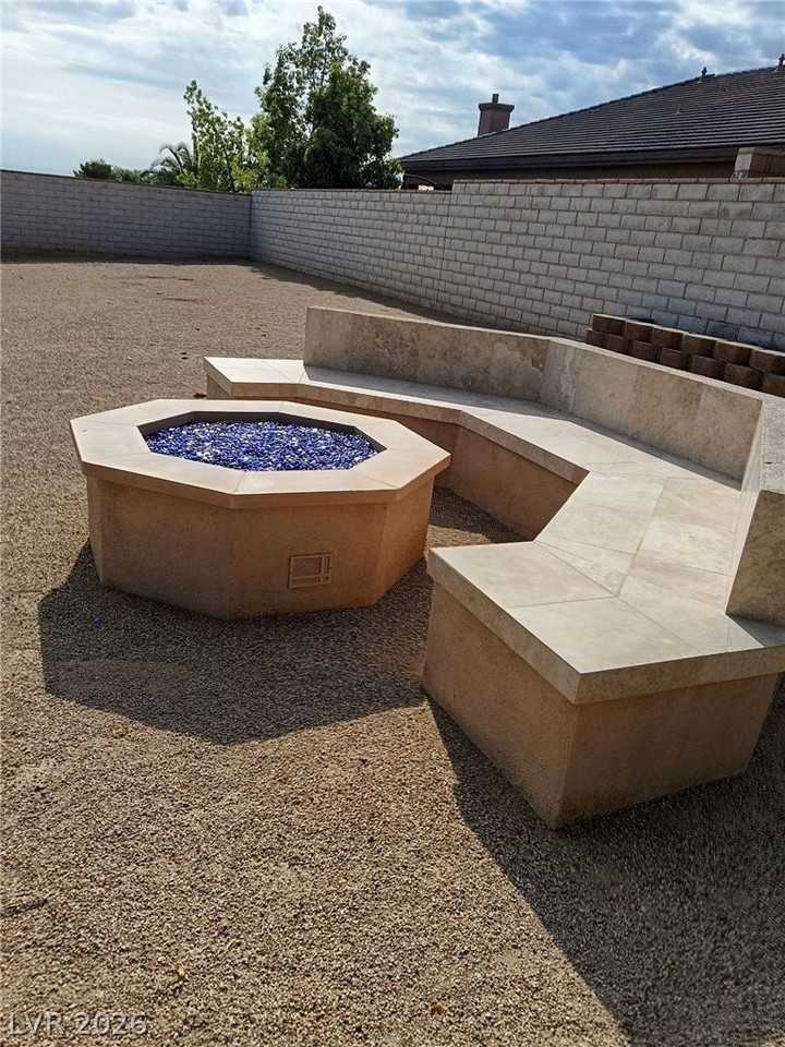 8623 Golden Canyon Rd - Photo 5 of 24