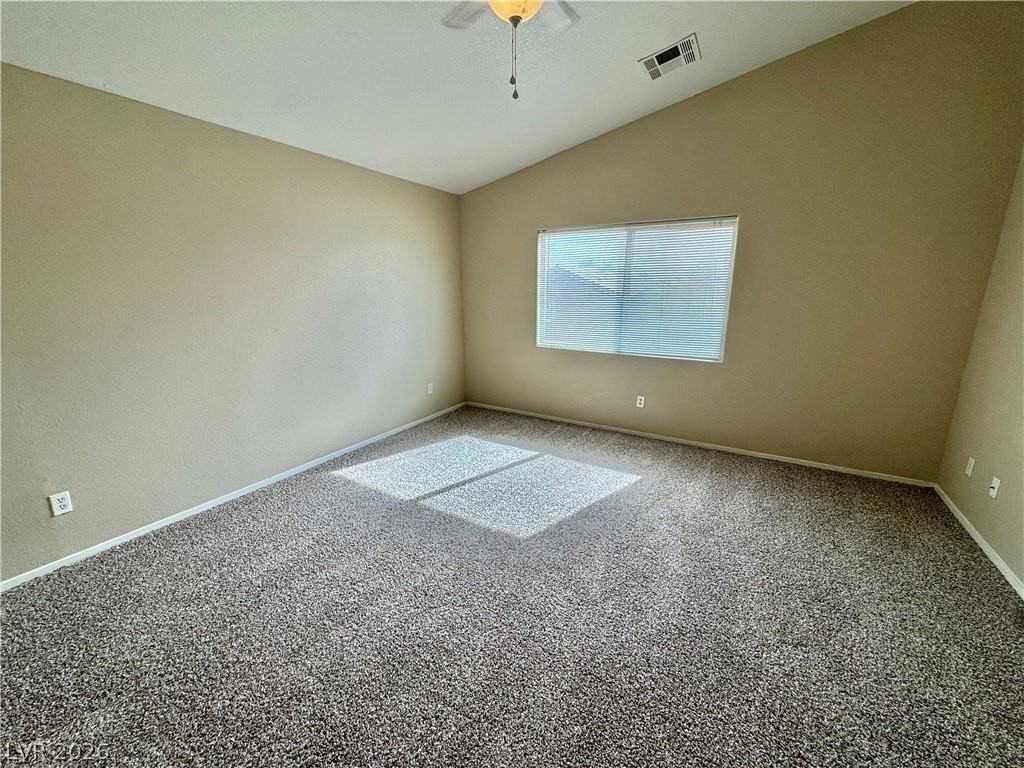 3805 Hollycroft Dr - Photo 7 of 18