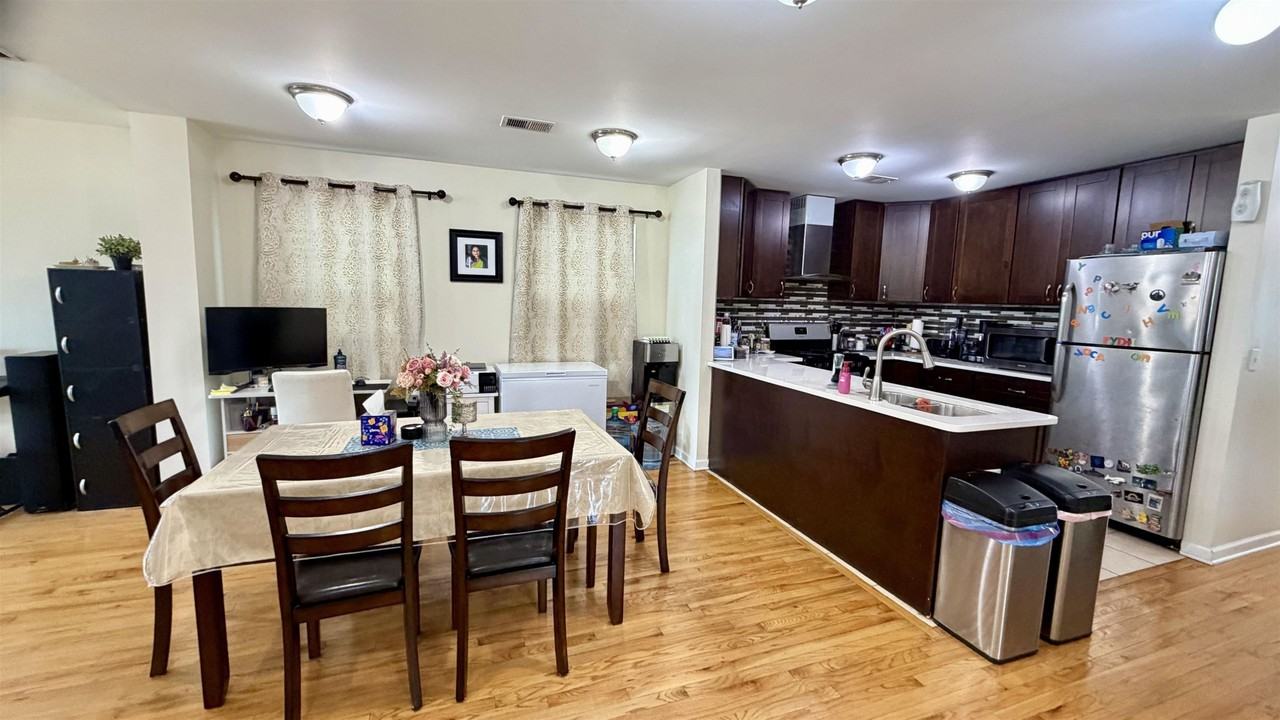 790 Avenue C #2 - Photo 3 of 15