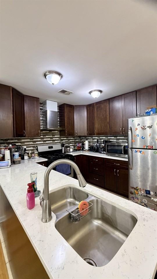 790 Avenue C #2 - Photo 4 of 15