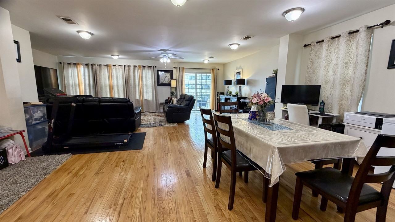 790 Avenue C #2 - Photo 5 of 15