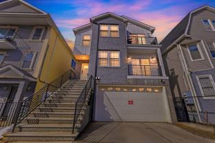 915 S 18th St #1 - Photo 1 of 1