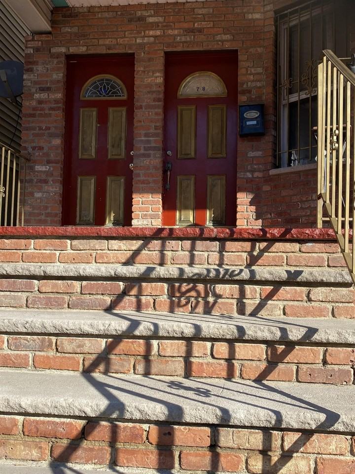 78 Van Nostrand Ave #2 - Photo 2 of 9