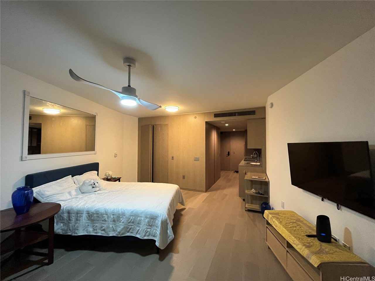 1000 Auahi St Apt 1305 #1305 - Photo 4 of 25