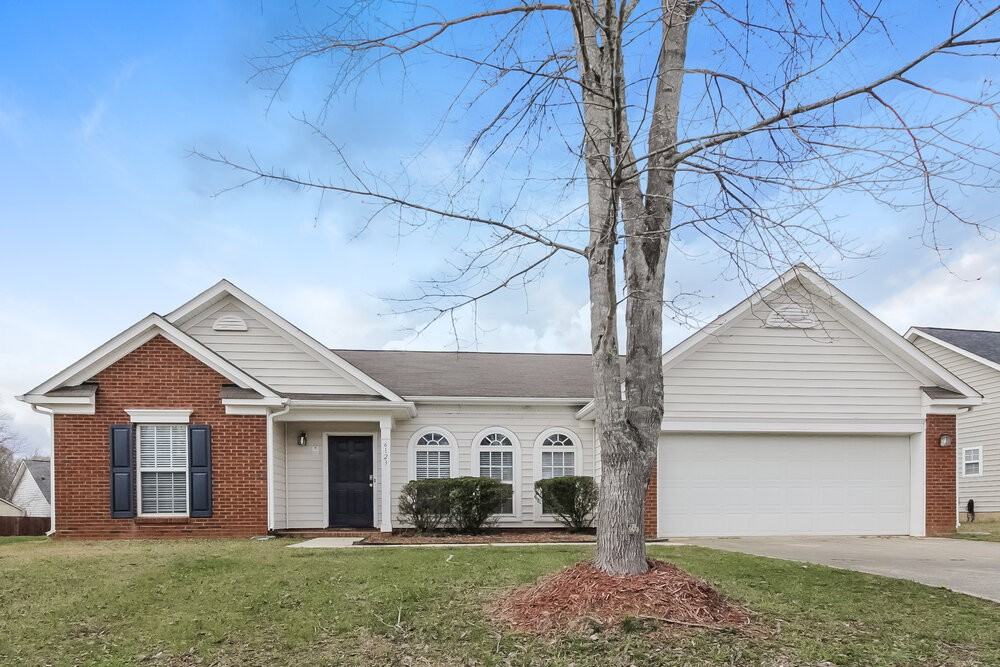 6123 Goldenfield Dr - Photo 3 of 16