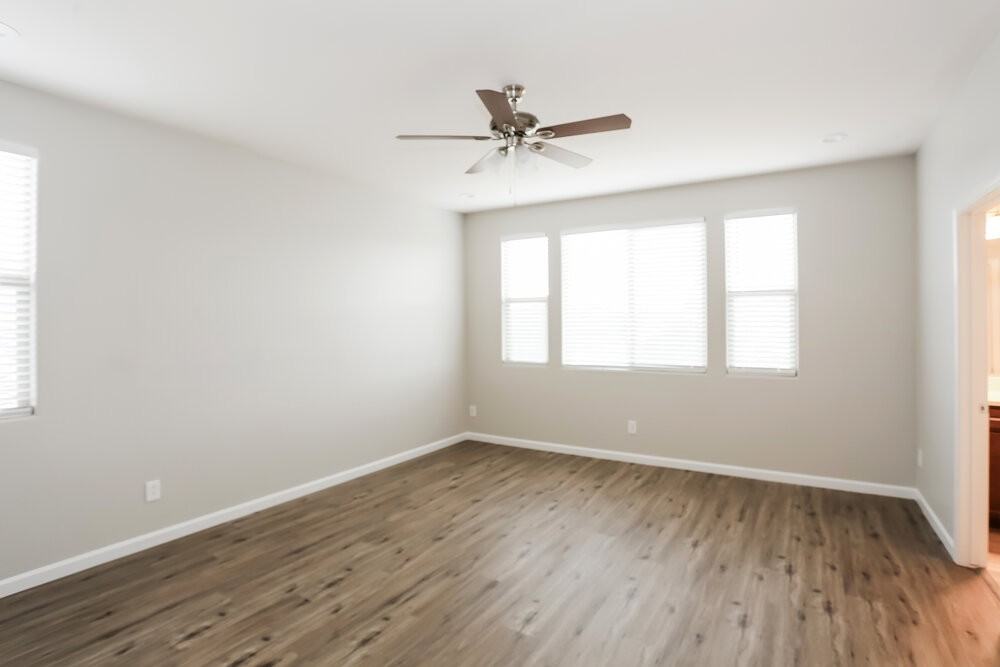 7213 W Jones Ave - Photo 4 of 17