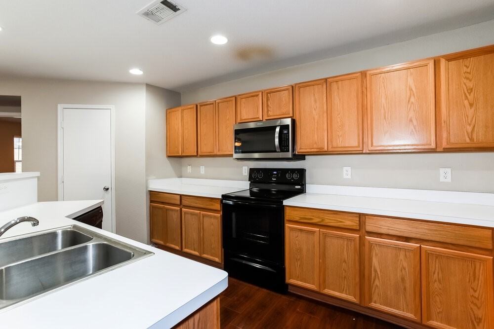 7718 Water Fowl Trl - Photo 6 of 17