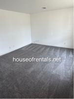 featured image of 101 N Russell St