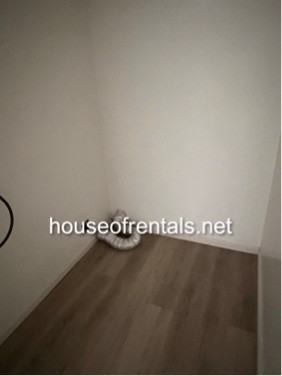 101 North Russell Street - Photo 4 of 10