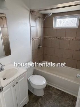 101 North Russell Street - Photo 6 of 10