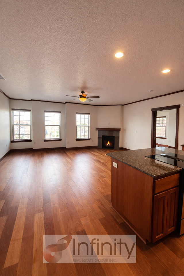 Old Town Lofts - 437 - Photo 2 of 25