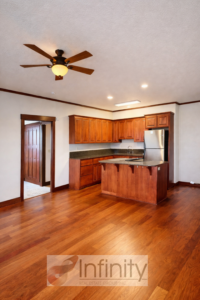 Old Town Lofts - 437 - Photo 3 of 25