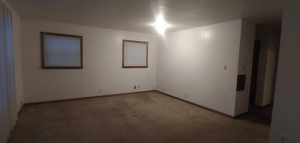 5950 North 69th Street - Photo 3 of 9