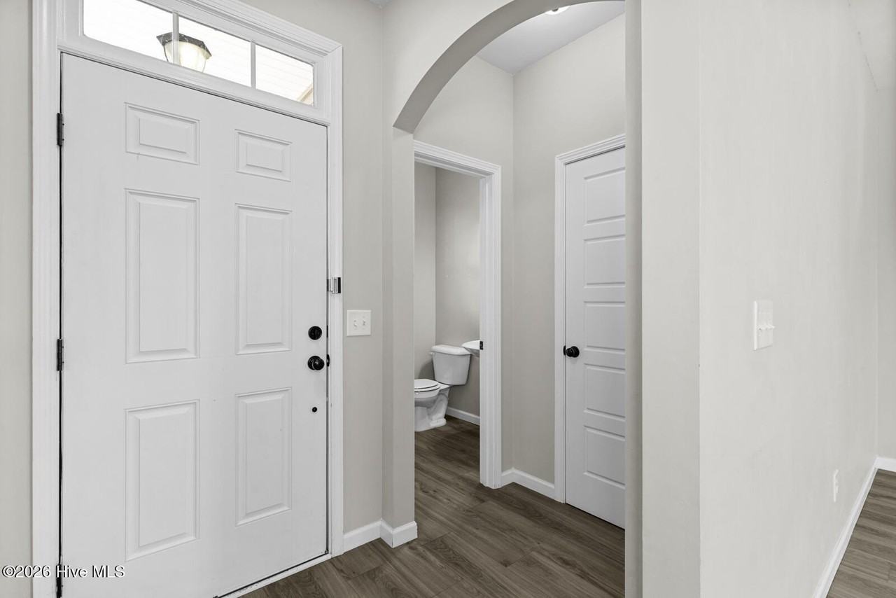 428 Bald Cypress Ln - Photo 5 of 33