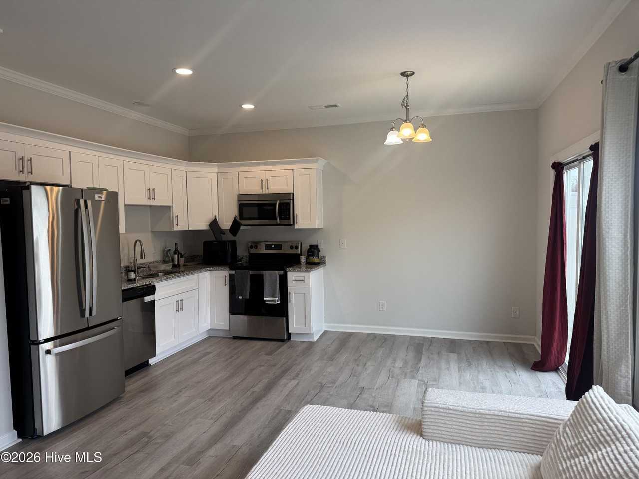 248 Winstead Loop Rd - Photo 4 of 9