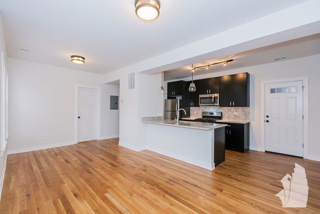 2201 W Eastwood Ave #251