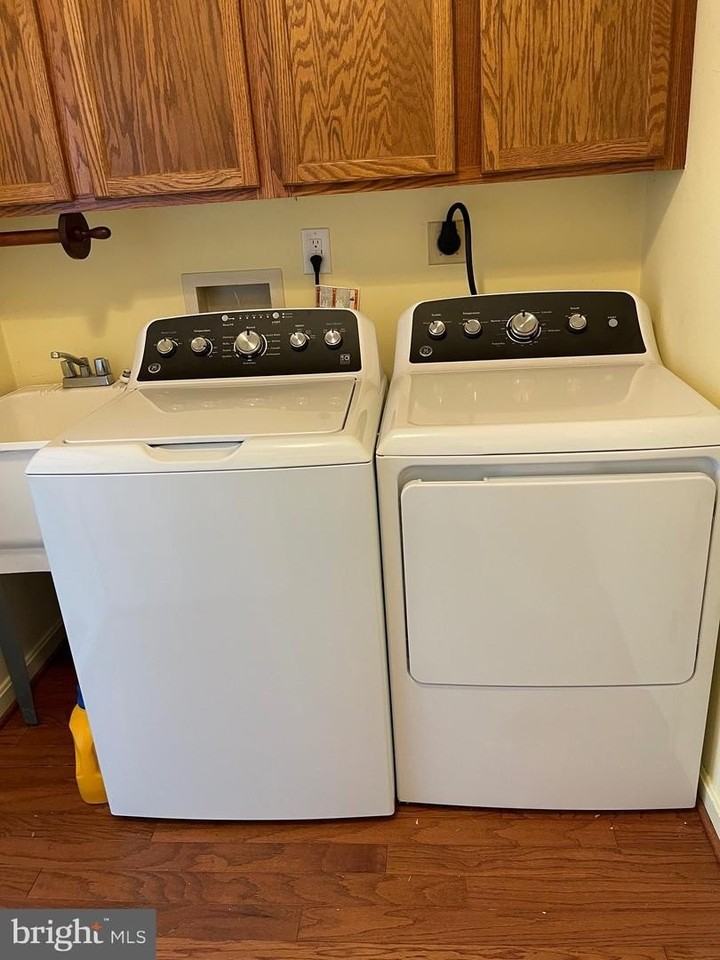 7500 Main St - Photo 4 of 19