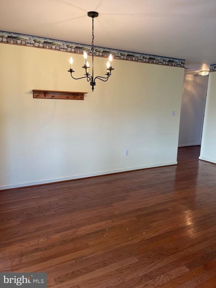 7500 Main St - Photo 6 of 19