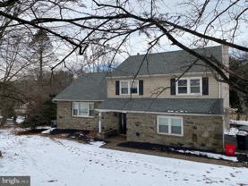 1104 Dunvegan Rd - Photo 1 of 1