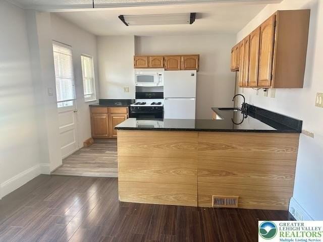 813 Wood St - Photo 5 of 16