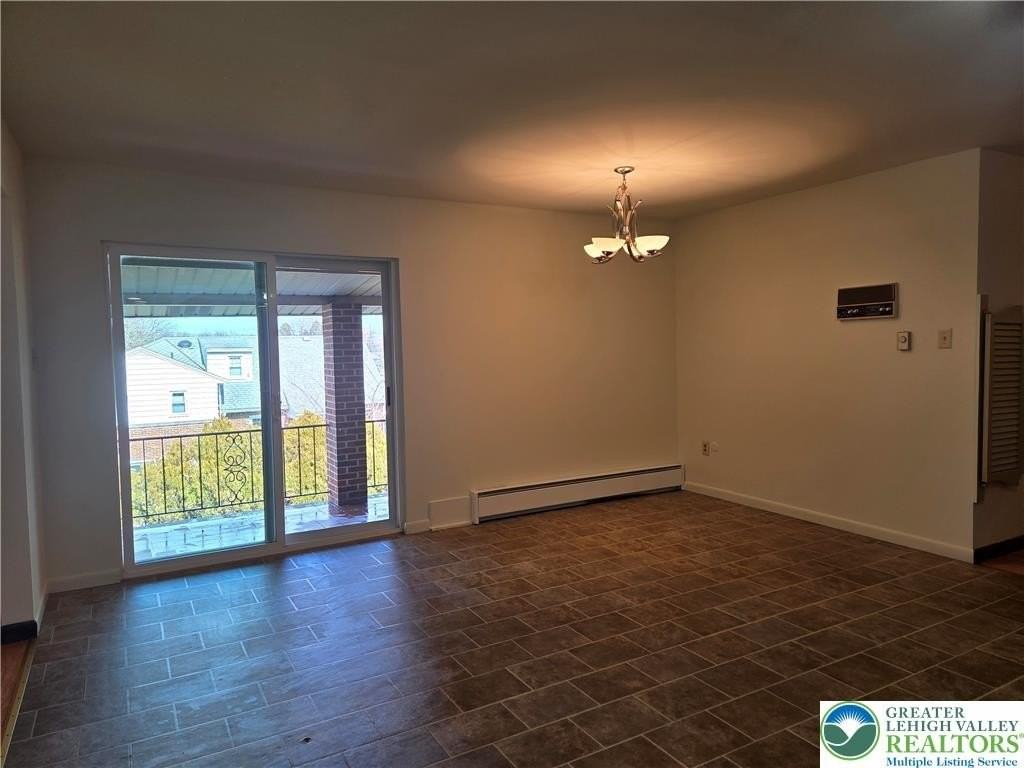 2280 Linden St Apt 2s - Photo 7 of 16