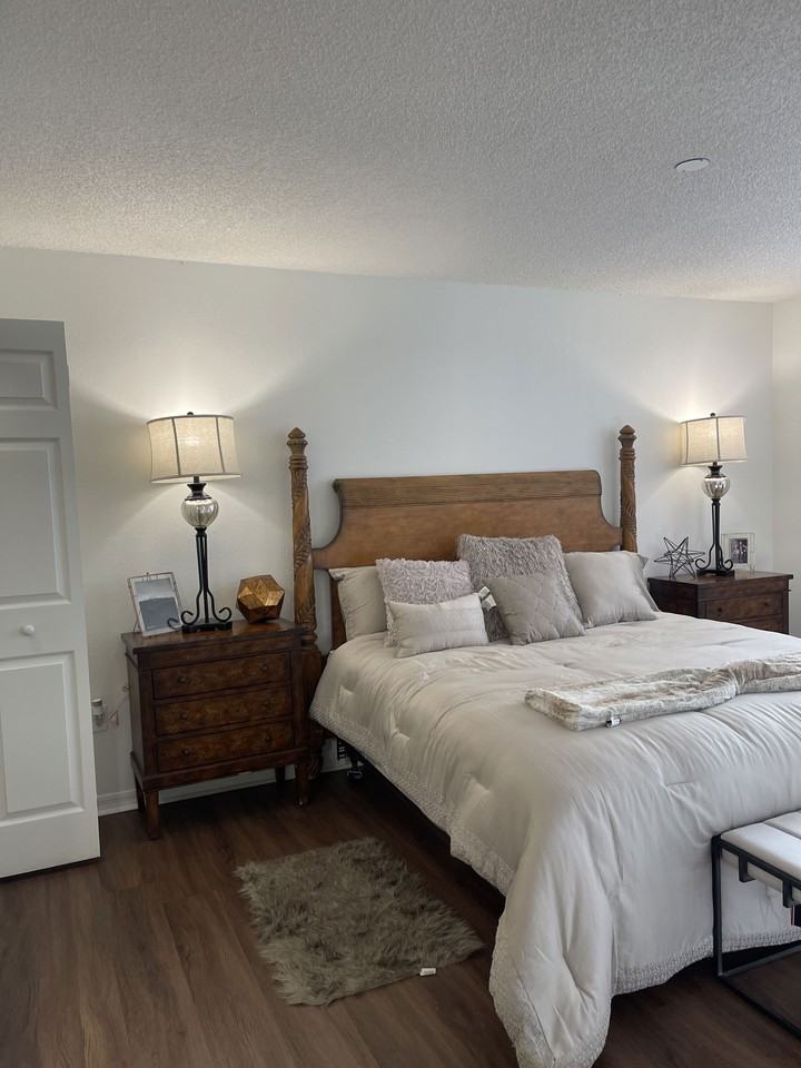 St Tropez Cir - Photo 7 of 8