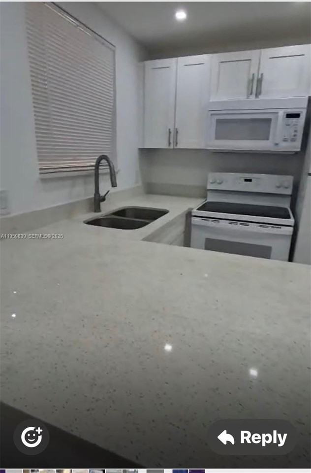 285 Ne 191st St #2907