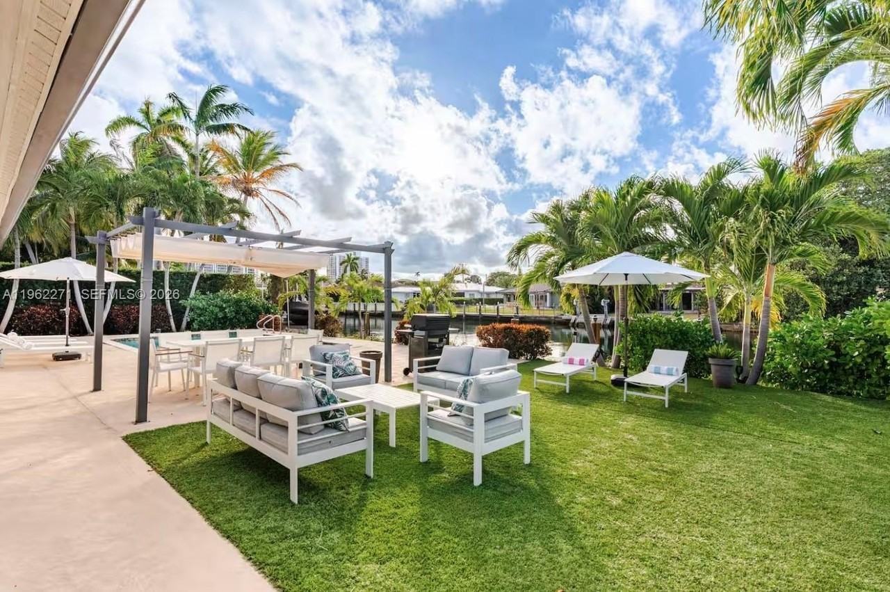 636 Hibiscus Dr #0 - Photo 2 of 47