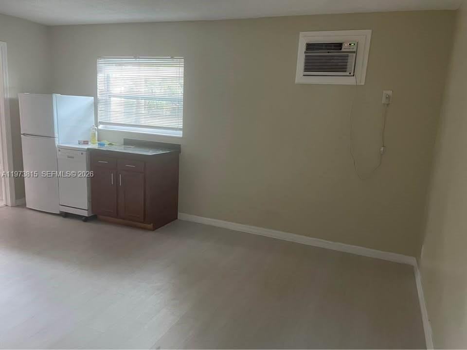 4991 Sw 27th Ave #C - Photo 2 of 7