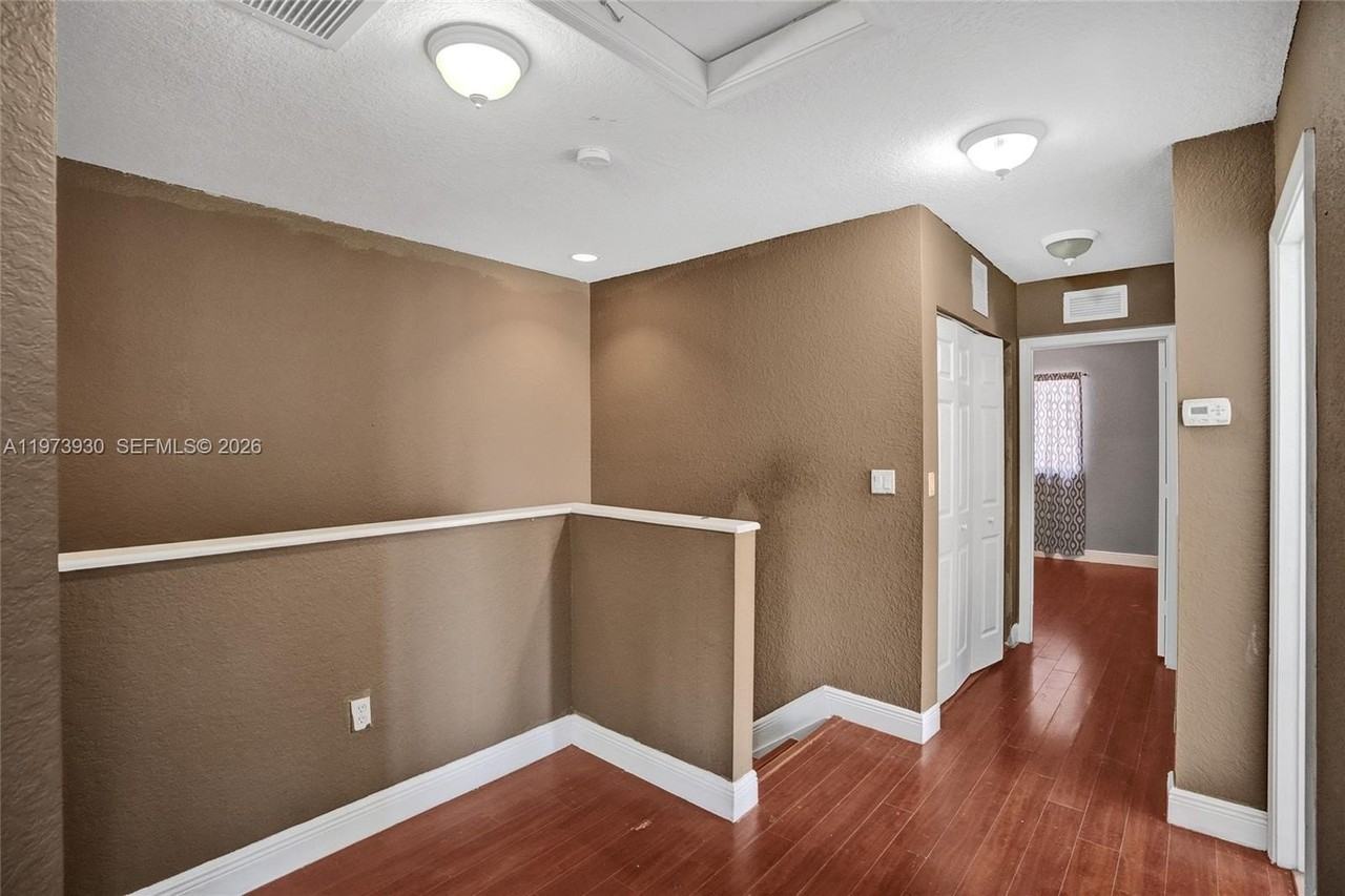 21005 Nw 14th Pl #146 - Photo 7 of 12