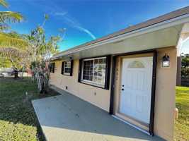 featured image of 11852 Sw 202nd St