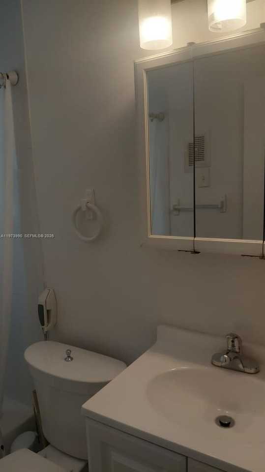 6444 Dawson St #0 - Photo 4 of 7