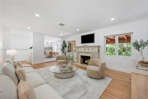 featured image of 5211 Granada Blvd