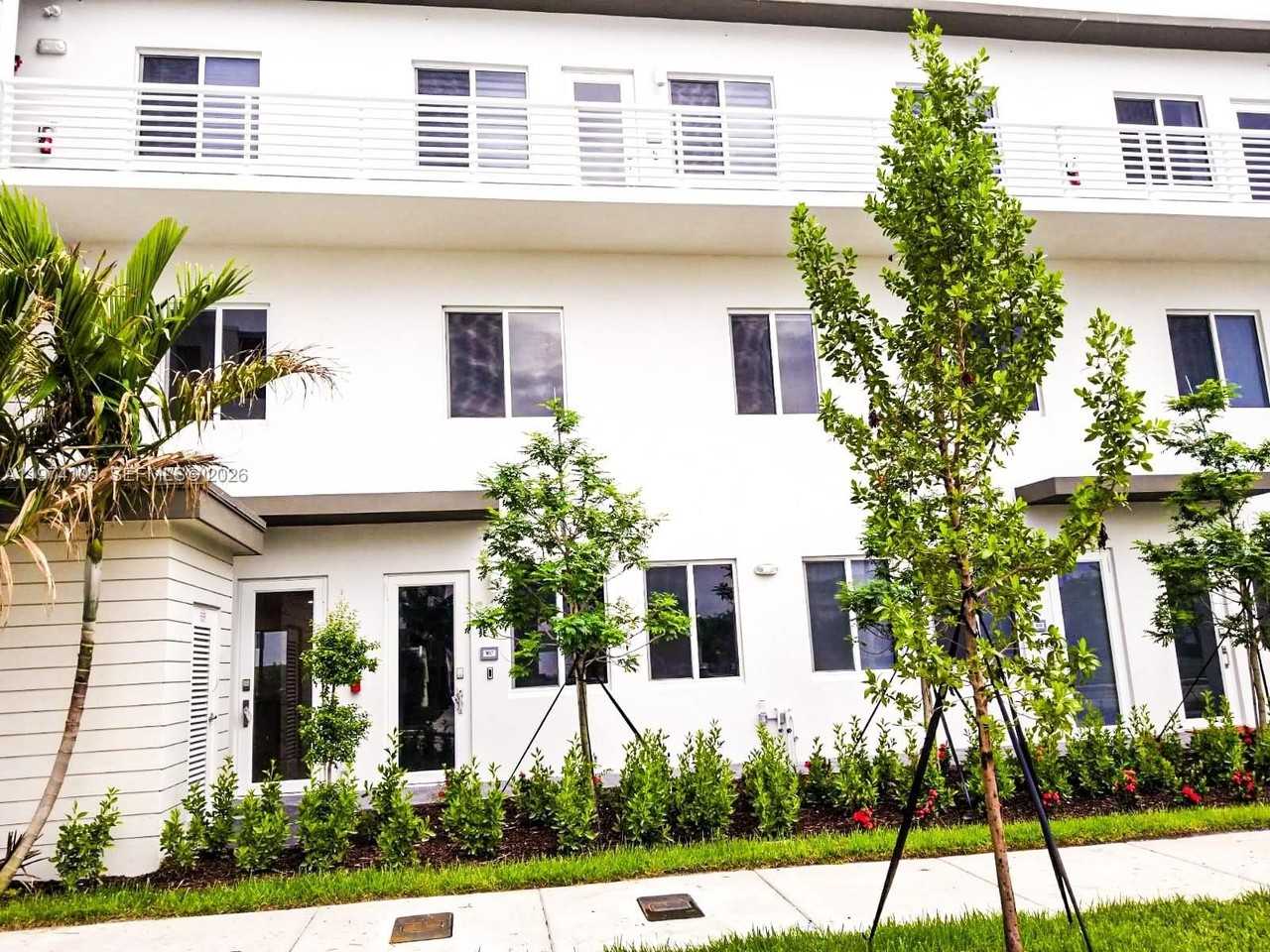 6410 Nw 102nd Path #101 - Photo 2 of 18